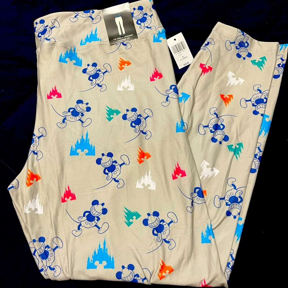 NEW! Disney 7/8 ankle leggings size XL